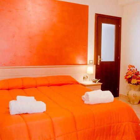 B&B Charme Sora Bagian luar foto